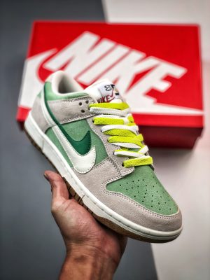 NK Dunk Low SE 85 "Grey White Green Double Hook