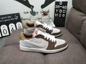 Air Jordan 1 Mid AJ1