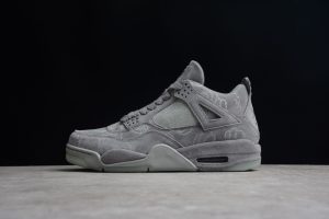 Air Jordan 4 Retro Kaws