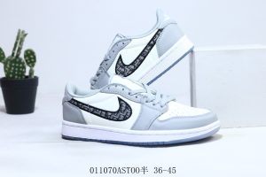 AJ1 Low AJ1 011070ASTOO