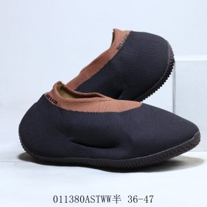 o_1gflvi0vess337f13nutemlkm34.jpg Kanye West x Adidas Originals Yeezy Knit Runer"Stone Carbon #GY1759